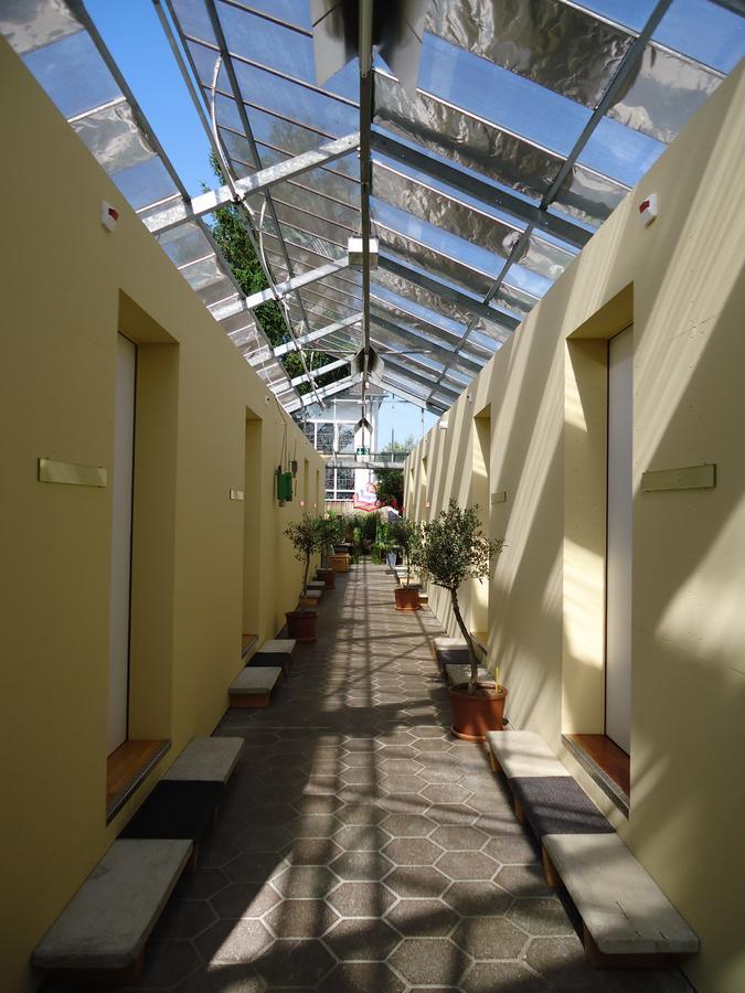 Hotel Alte Gaertnerei Harkingen Exterior photo